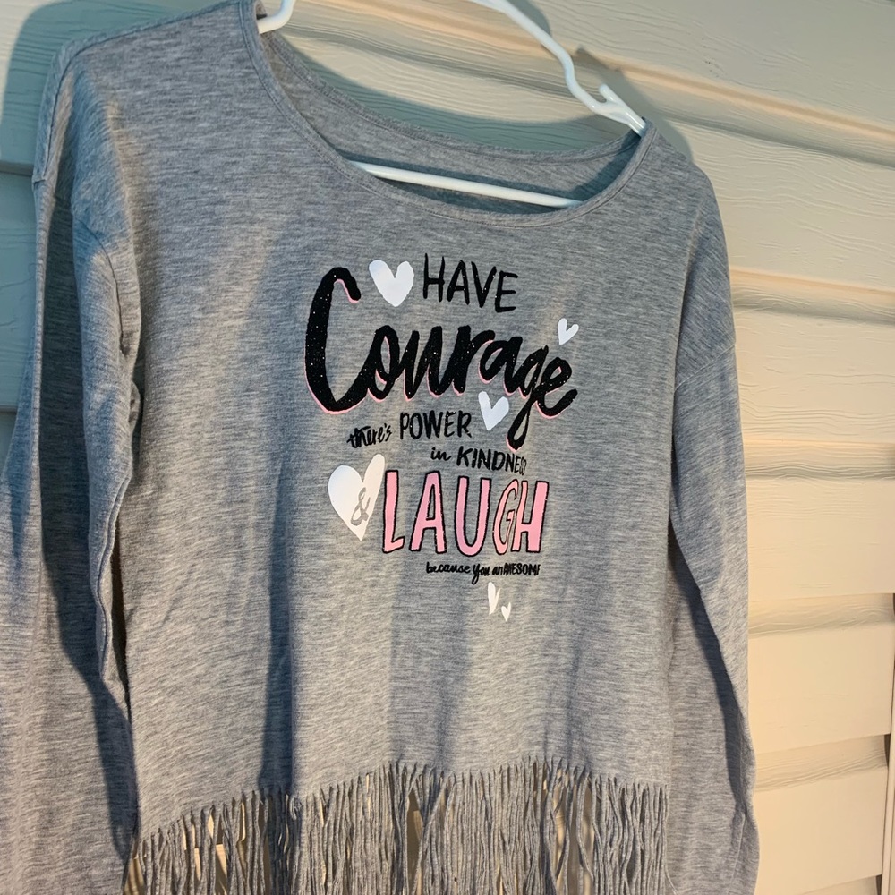 4/$20 GRAY JUSTICE SHINGLES COURAGE SHIRT